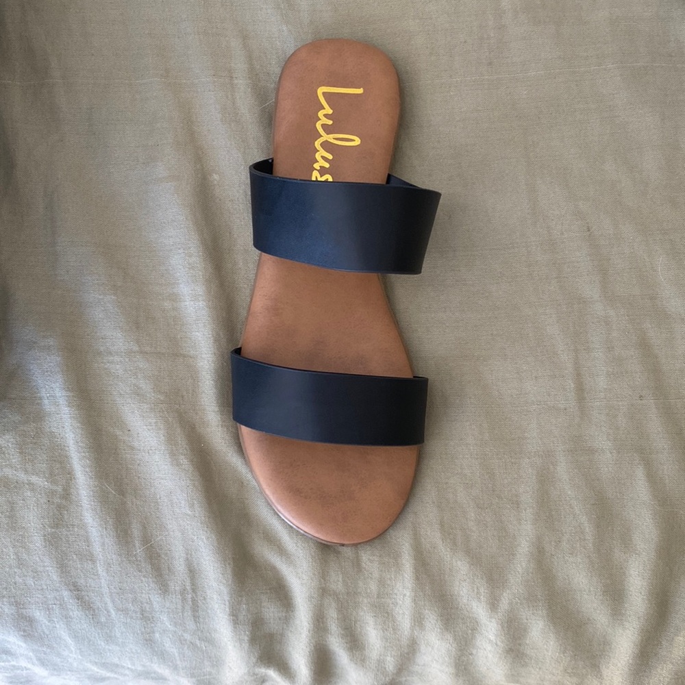 Lulus black sandal NWT
